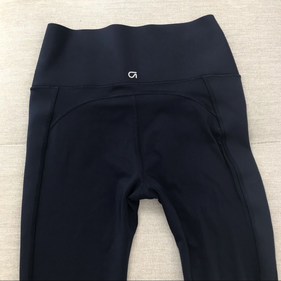 Gap Fit Sculpt Compression Hi-Rise Capri Legging Small, Like new condition - Picture 5 of 12